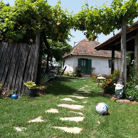 Gajica Konak-Orasac Arandjelovac Kültér fotó